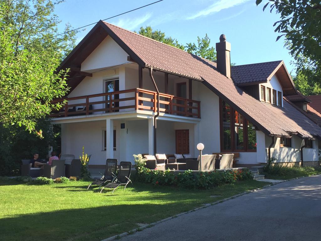Hotel House Samardzic Jezerce Exteriér fotografie