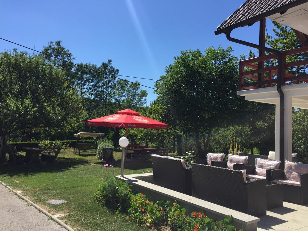 Hotel House Samardzic Jezerce Exteriér fotografie